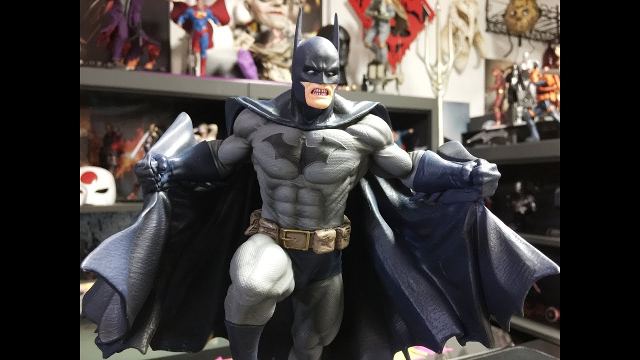 batman pvc statue