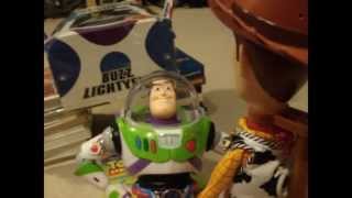 'Buzz Look An Alien!' Toy Story Re-enactment HD
