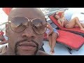 Floyd Mayweather Shows 50 Cent His Billionaire Lifestyle