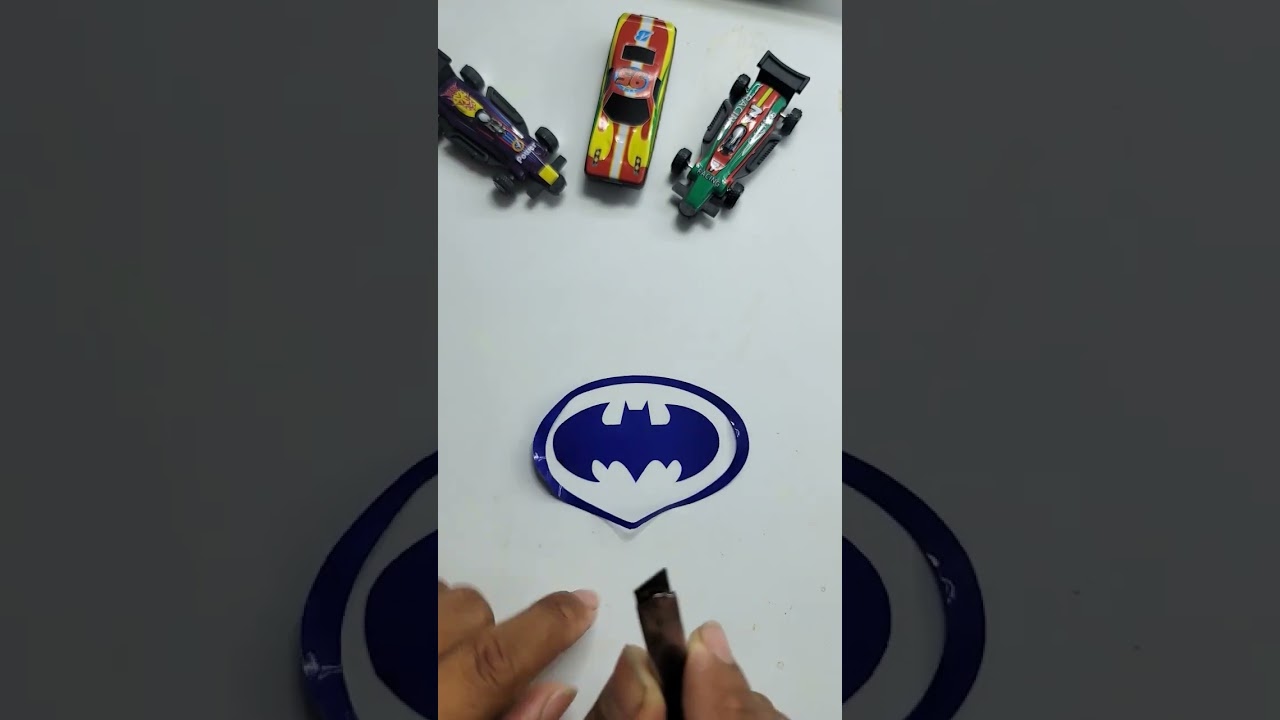 remove sticker Batman 