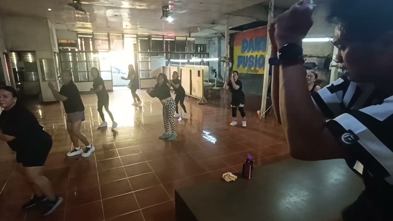 2 times |  Danz Evolution | Ka-Itek Movers 