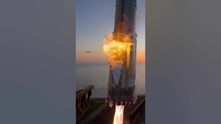 TOWER CAM! SpaceX Super Heavy Booster Catch