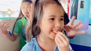 Cute baby shivchhi sisters and mommy eating corn 🌽 - Chhi chinh inh