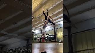 Lindsey Stirling - aerial routine