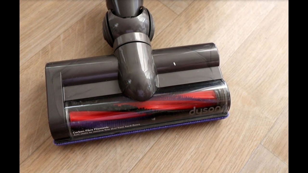 Cleaning the Dyson V6 Motorhead YouTube