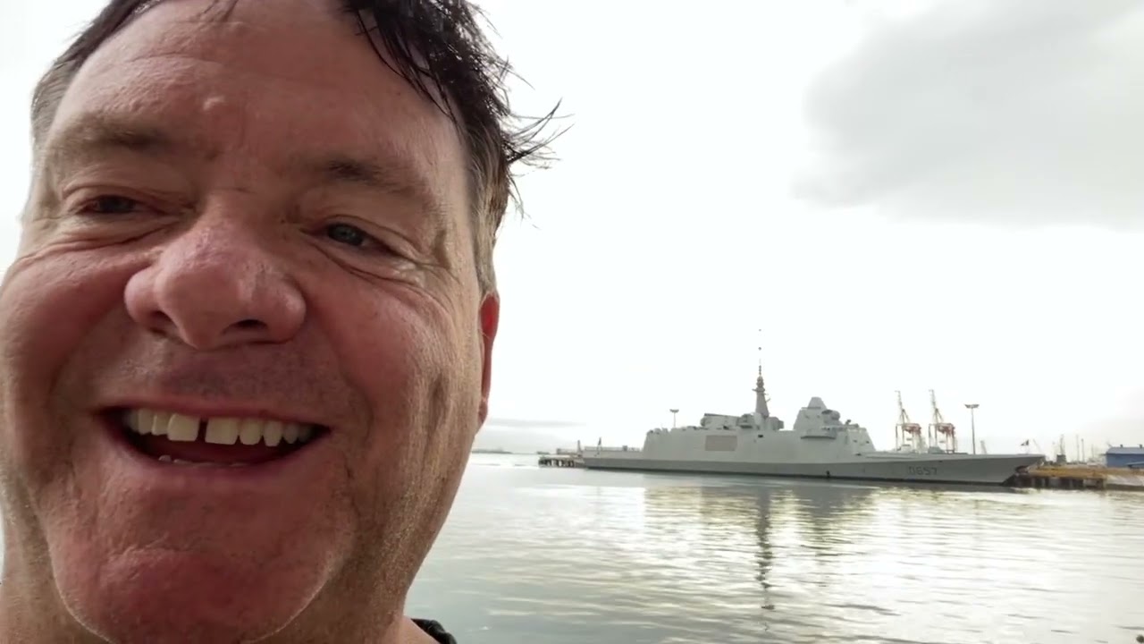 Mike’s Philippine Retirement: Broke Extremely Elderly LOSER taking Advantage of Young Filipina Girl!