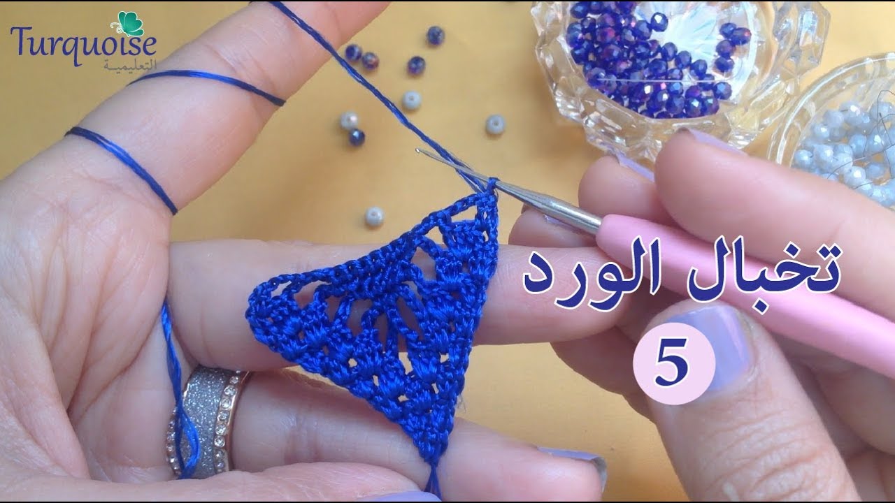 تخبال الورد 5: موديل كروشي صدر نص طوق لجلابة و قفطان مغربي