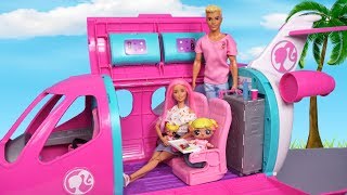 La Familia LOL Goldie Rutina de Viaje en el Avion Nuevo de Barbie