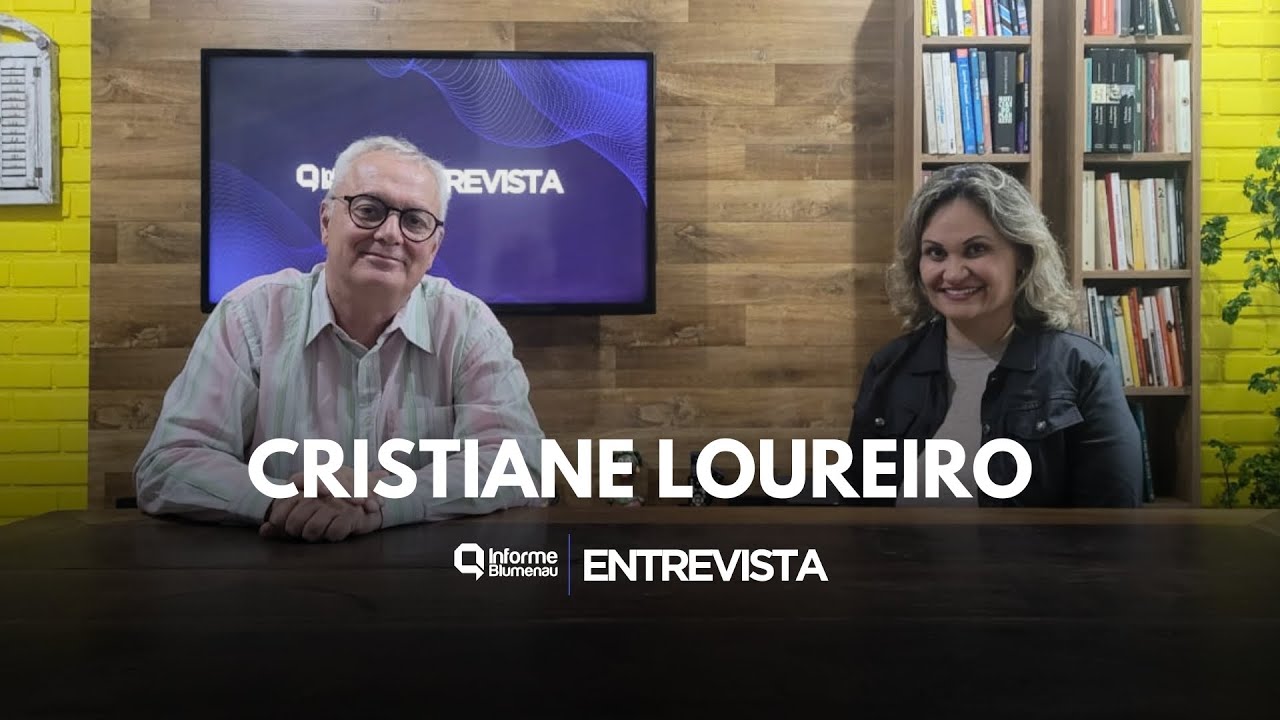 Cristiane Loureiro, pré-candidata a vereadora - Informe Blumenau Entrevista
