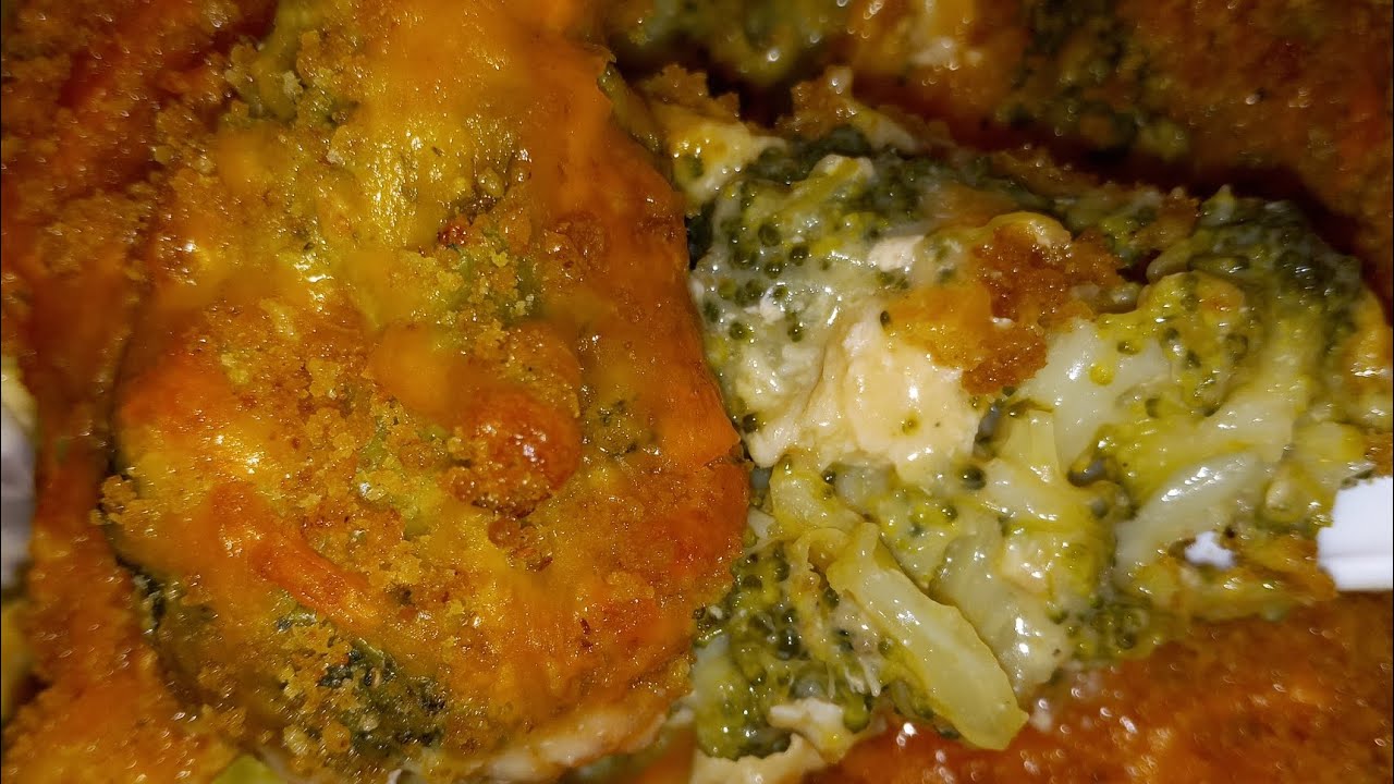 Quick And Easy Broccoli Chicken Divan Casserole 😋