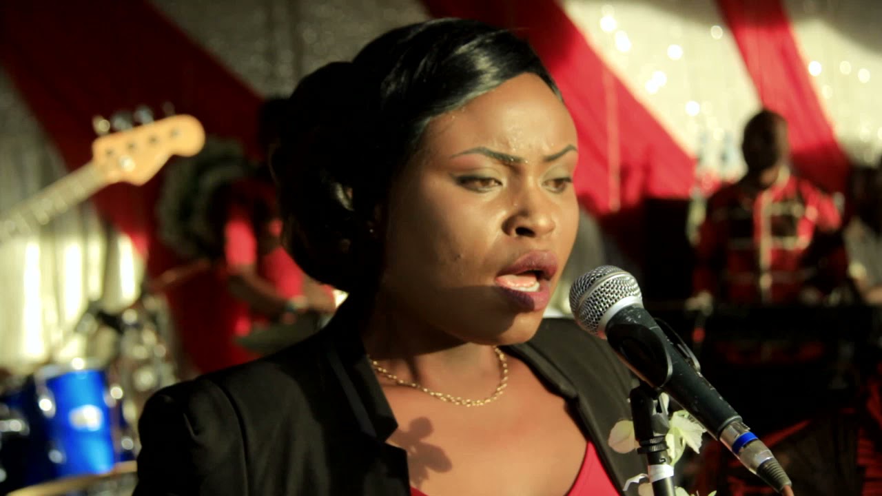 orchestre Fepaco concert à la tribune de Bunia, Amani ya kweli