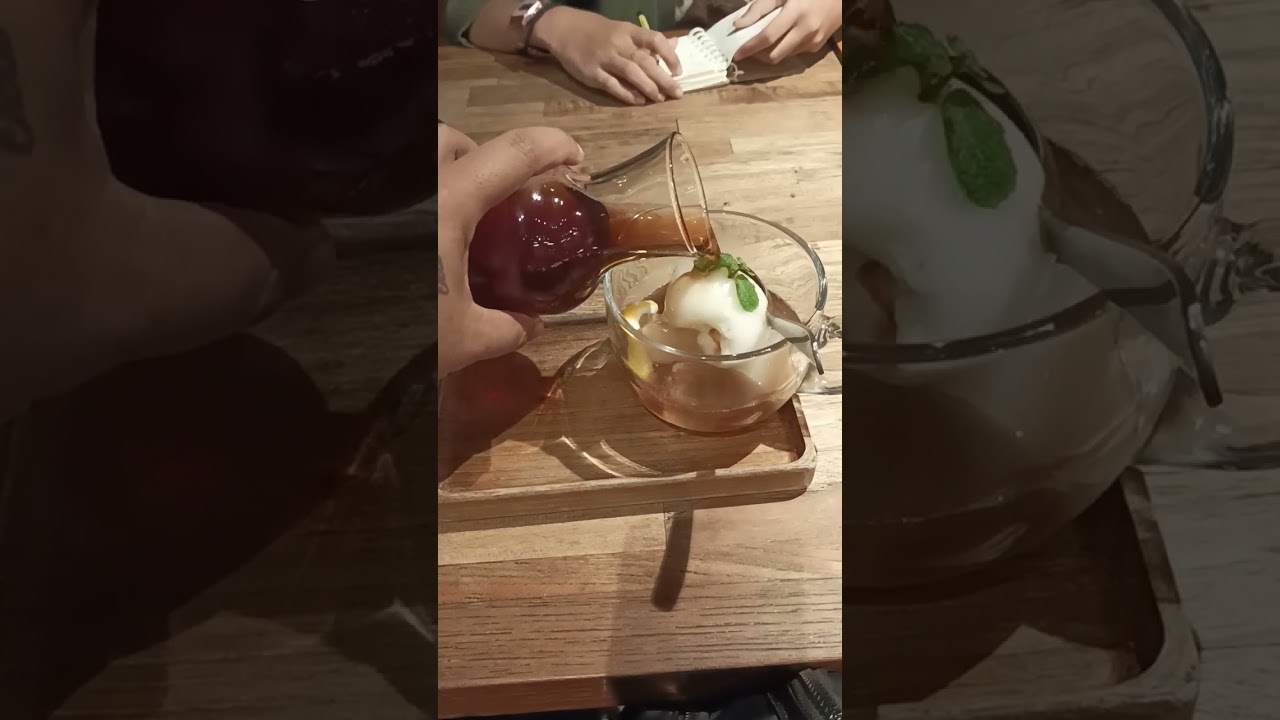 Lime Sorbet with Lemon Tea and Ice 