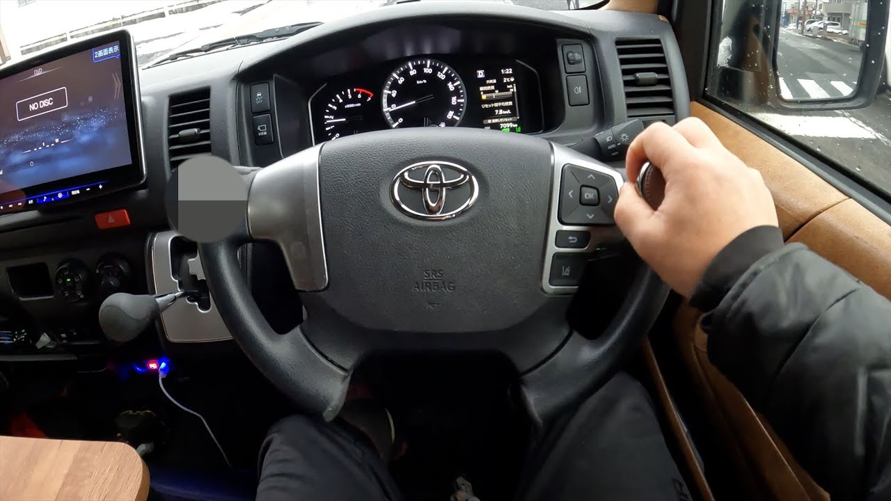 レクサスはOKで、ハイエースはダメなの？ハイエースもヨークステアリングにしてみた！！