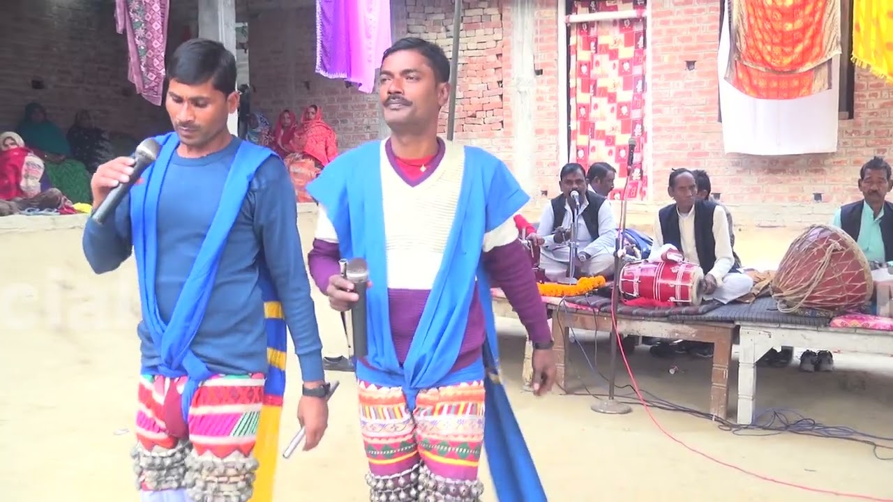 ऐसा अवधी बारामासा गीत आज तक कोई नहीं सुना होगा