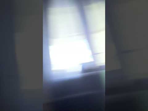 ute blonde dancing in the mirror