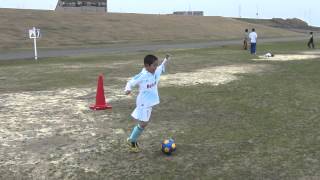 少年サッカーたっちゃんのドリ練インアウト20120307小1