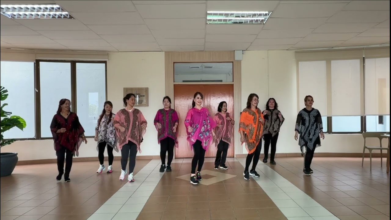 Tradisi Hari Raya (THR) Line Dance demo by Janet's LD Group