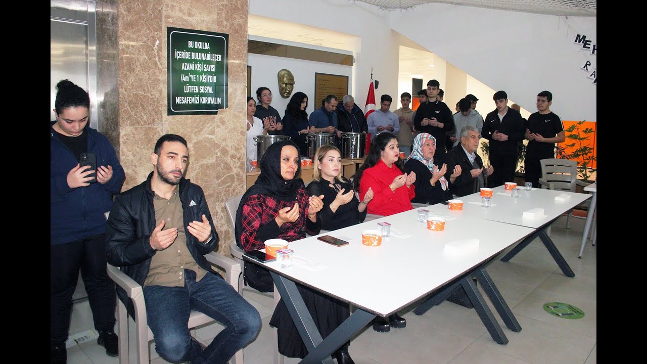 Onikişubat İlçesi Şehit Akif Akçadağ Anadolu Lisesi Şehitleri anma adına Aşure etkinliği düzenledi.