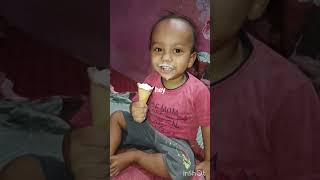 Icecream party 🍦🍨 Beat the heat#childhoodfun #memoriesforever #randomclick #garmi #seedhabachha#