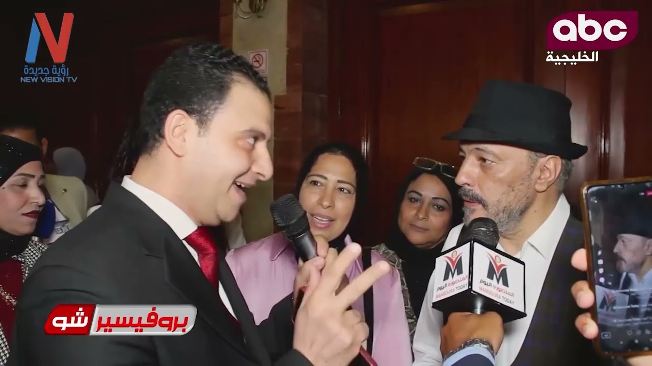 عمرو عبدالجليل للمذيع.انت بتظلم الممثلين وبتنتصر لخالد يوسف!!!!    #خالد_يوسف #عمرو_عبد_الجليل