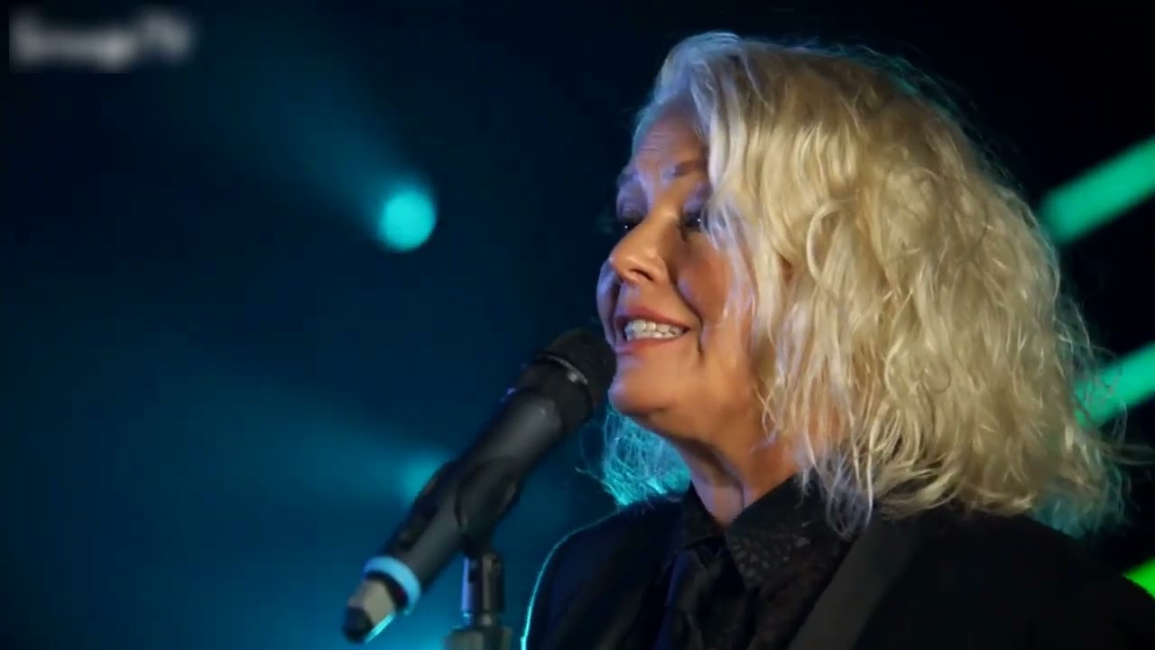 Kim Wilde, Roxy Wilde & Marty Wilde - Cambodia (2020)