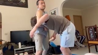 My Self_Defence unplanned fun Home Demo_ Try to disarm from Standup🙏 in March 2025🤜🤛应邀做现埸示範_自卫防身術演示🙏