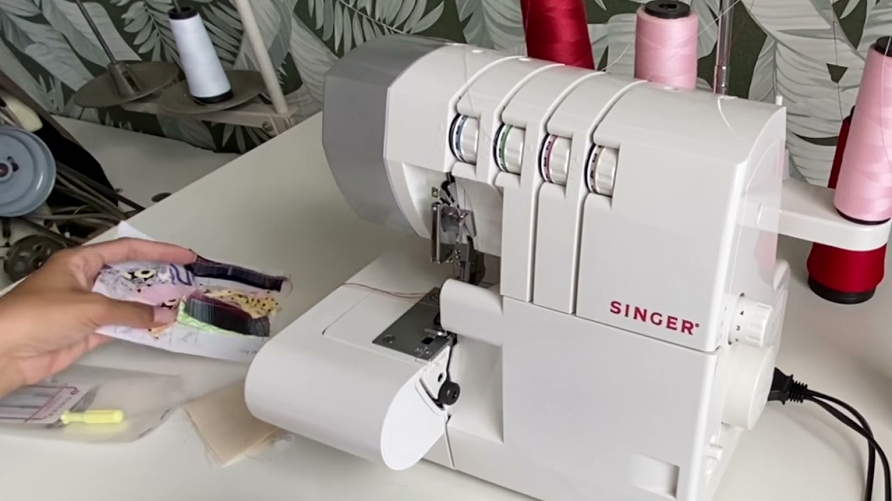 COMO REGULAR O PONTO DA OVERLOQUE DOMESTICA SINGER.
