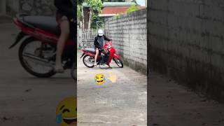 🐍 Snake Attacks a Scooty Rider! 😱 What Happens Next #SnakeAttack #Wildlife #CrazyMoment #shorts