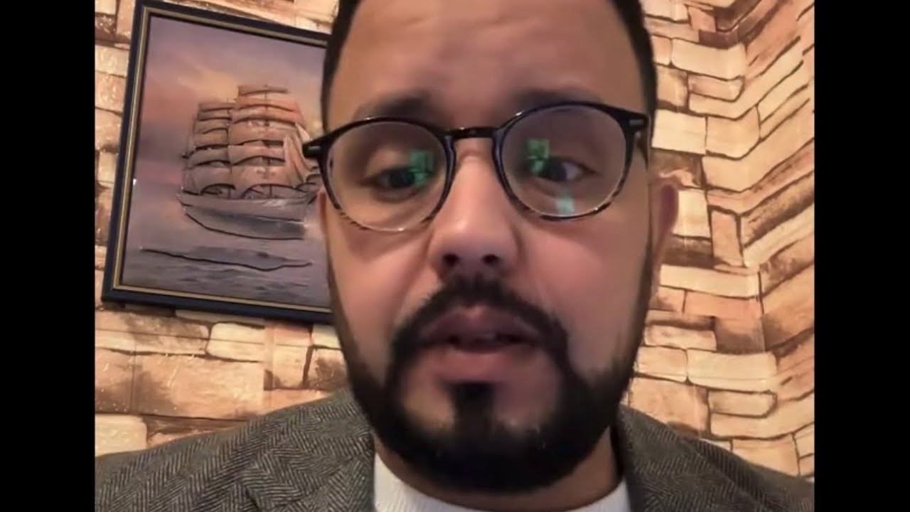 مغربي عياشي  يأكل في يوم رمضان وعلى المباشر و عياشي آخر تم رقيته من من الجزائر 