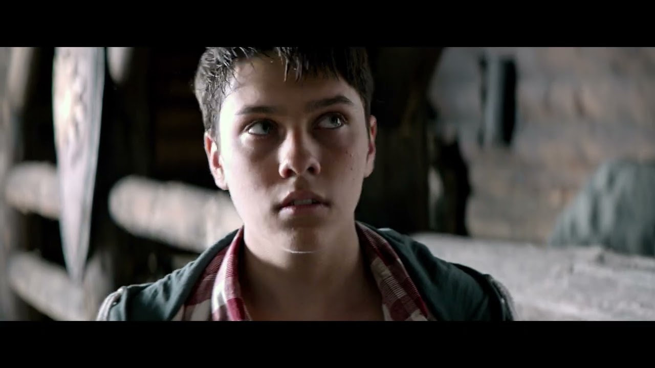 Monica Rocoforet The Stronghold - La roccaforte / trailer ufficiale italiano - YouTube
