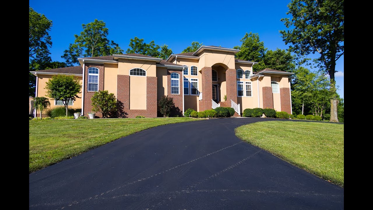 A ShowCase Real Estate Group (240 Beams Dr) YouTube