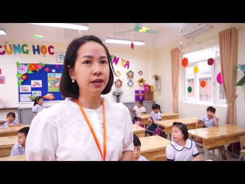 Video Buổi lễ chào cờ đặc biệt tại trường Tiểu học Phúc Tân - YouTube