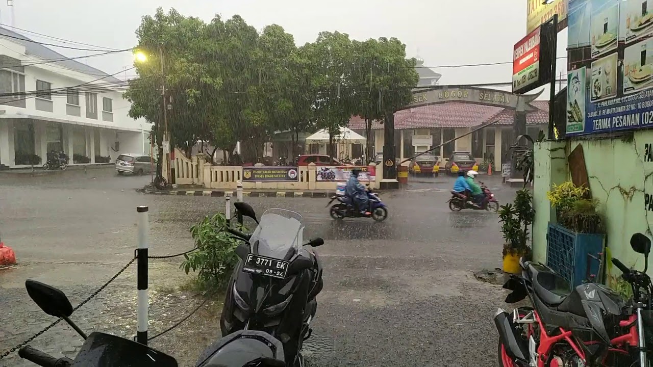 Hujan gede di Bogor 