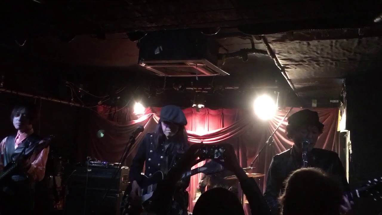 a mole under the eye at CLUB HEAVY SICK Hatagaya