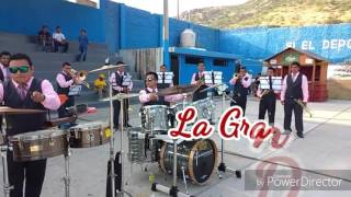 Video thumbnail of "LA GRAN BANDA DE REQUE - Felices Los Cuatro"