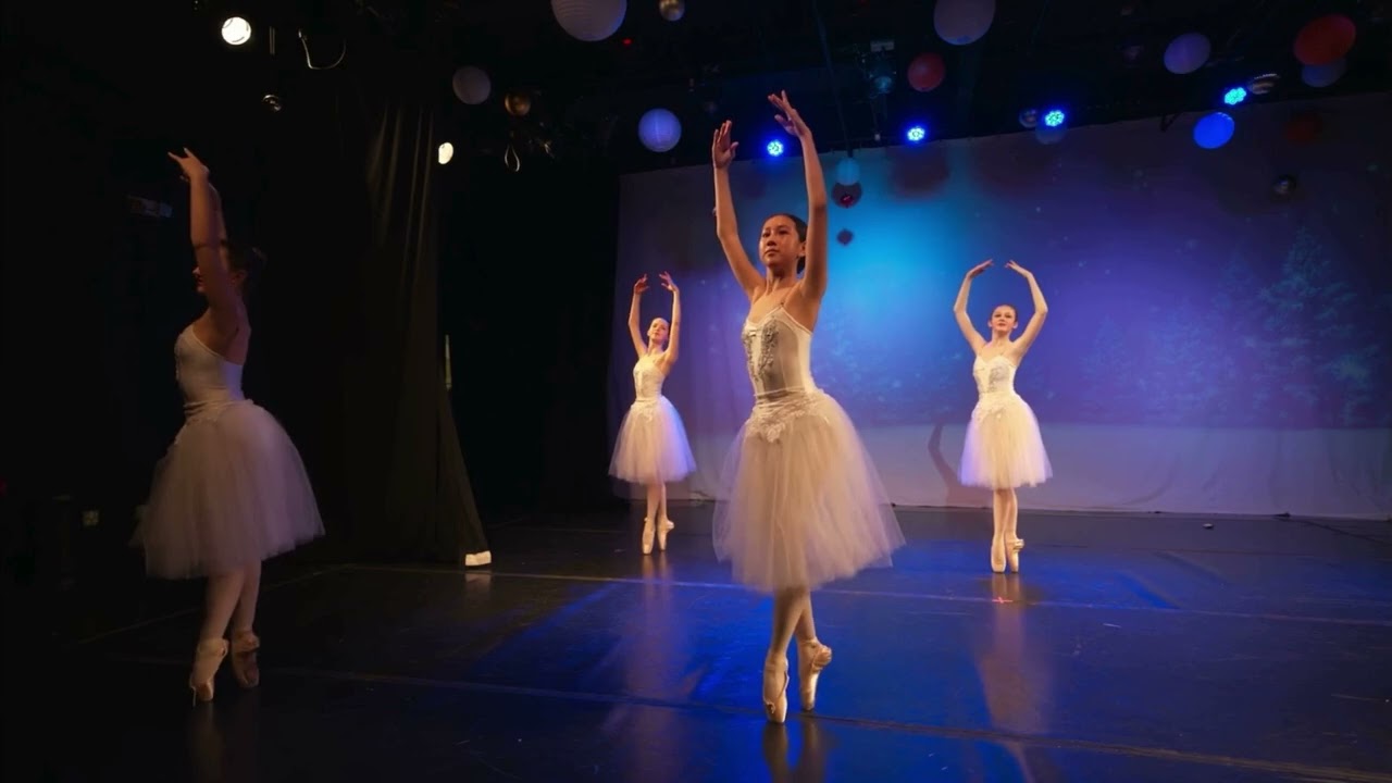 CLEARY AVA   Hamilton Dance Portfolio