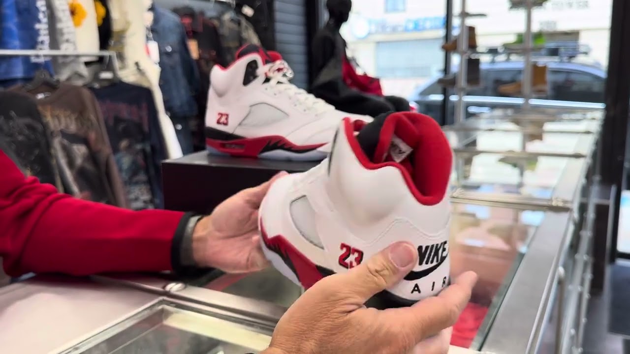 Nike Air Jordan Retro 5 Fire Red 