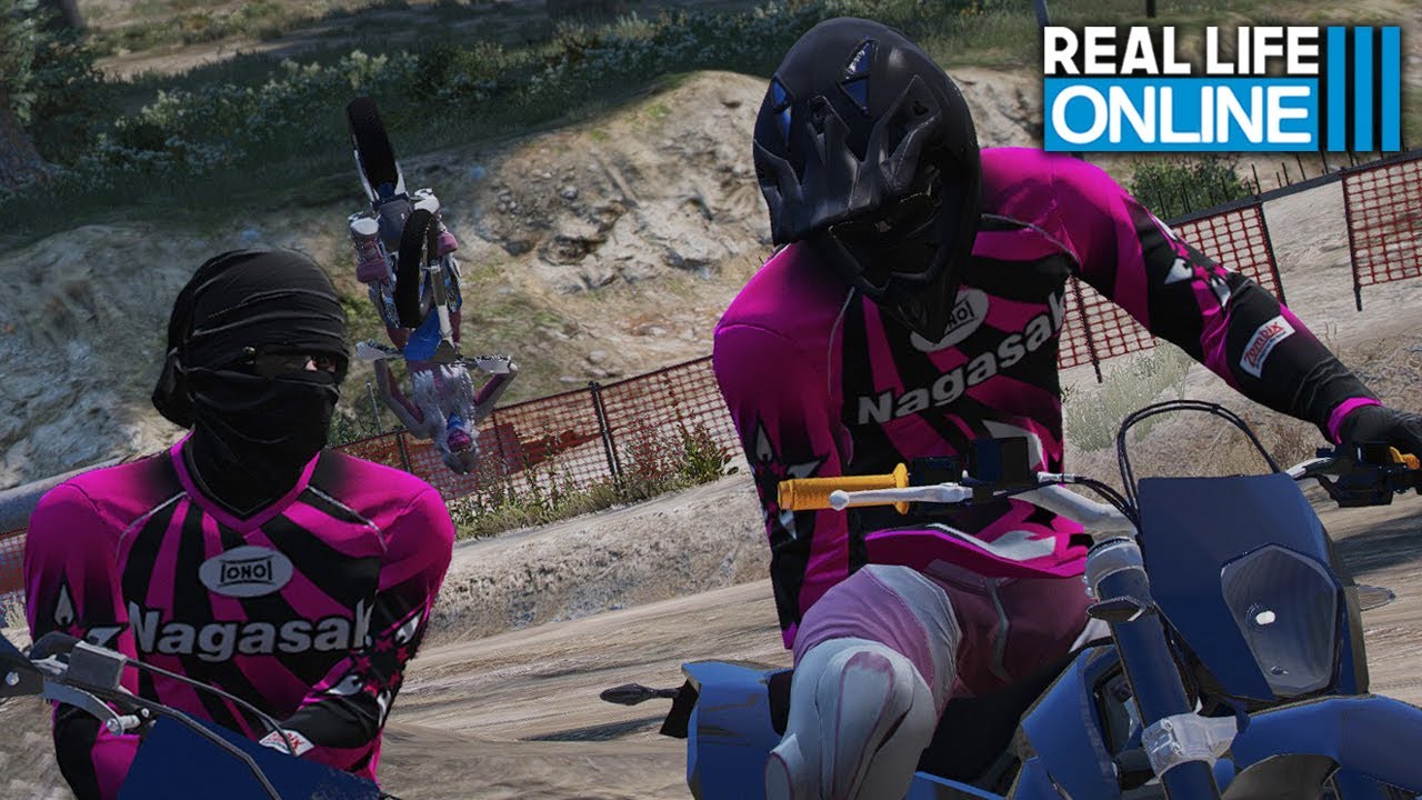 AUF DER MOTOCROSS ?! 🏍️  - Real Life Online