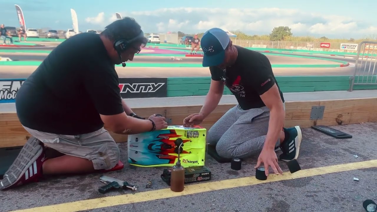 Rc car pit stop with the pros at  miami gp 2023 Miami Homestead 1/8 scale on road race