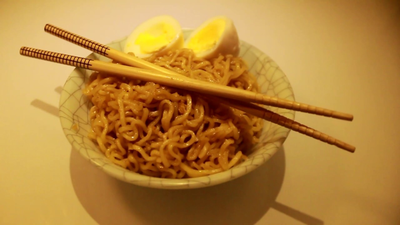 EPIC HANDHELD B-ROLL | INSTANT NOODLE