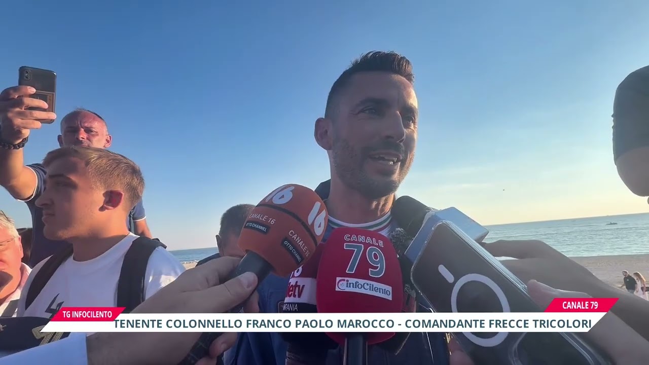 Frecce Tricolori a Salerno: oltre centomila persone per l'Air Show