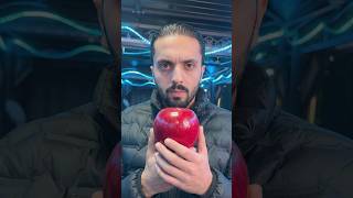 هذا التفاح الصيني طعمه غريب جداً 🍎 #غريب #فواكه #الصين
