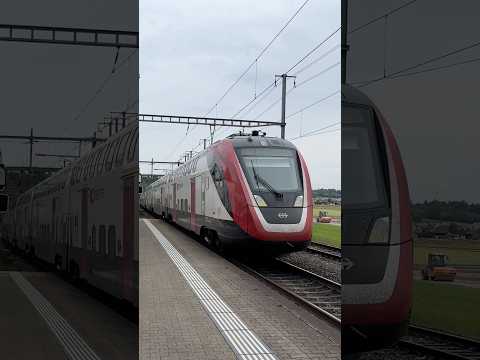 SBB Twindexx Passing Through Bassersdorf with Headlight Flash! #shorts #train #blowup #viralshorts