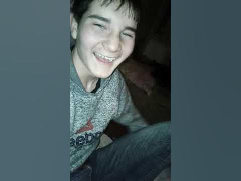 мистер кредо вор. замочек открывает тихо тихо. текст про маму. замочек открывает тихо тихо. навесной замок на двери.