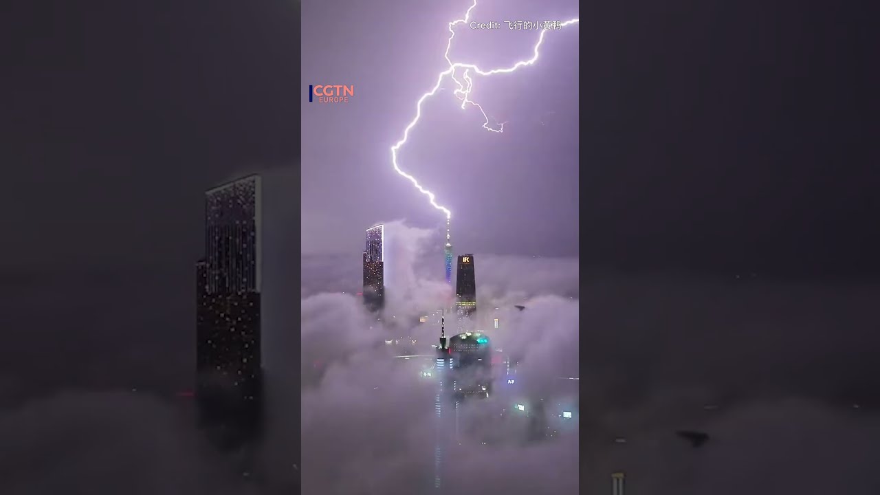Lightning Strikes China S Canton Tower Six Times In One Hour