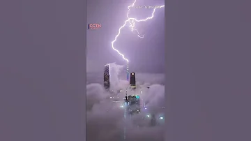 Lightning Strikes China S Canton Tower Six Times In One Hour 