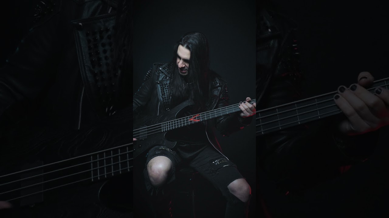 Gabriel Connor Stinger by Esh 