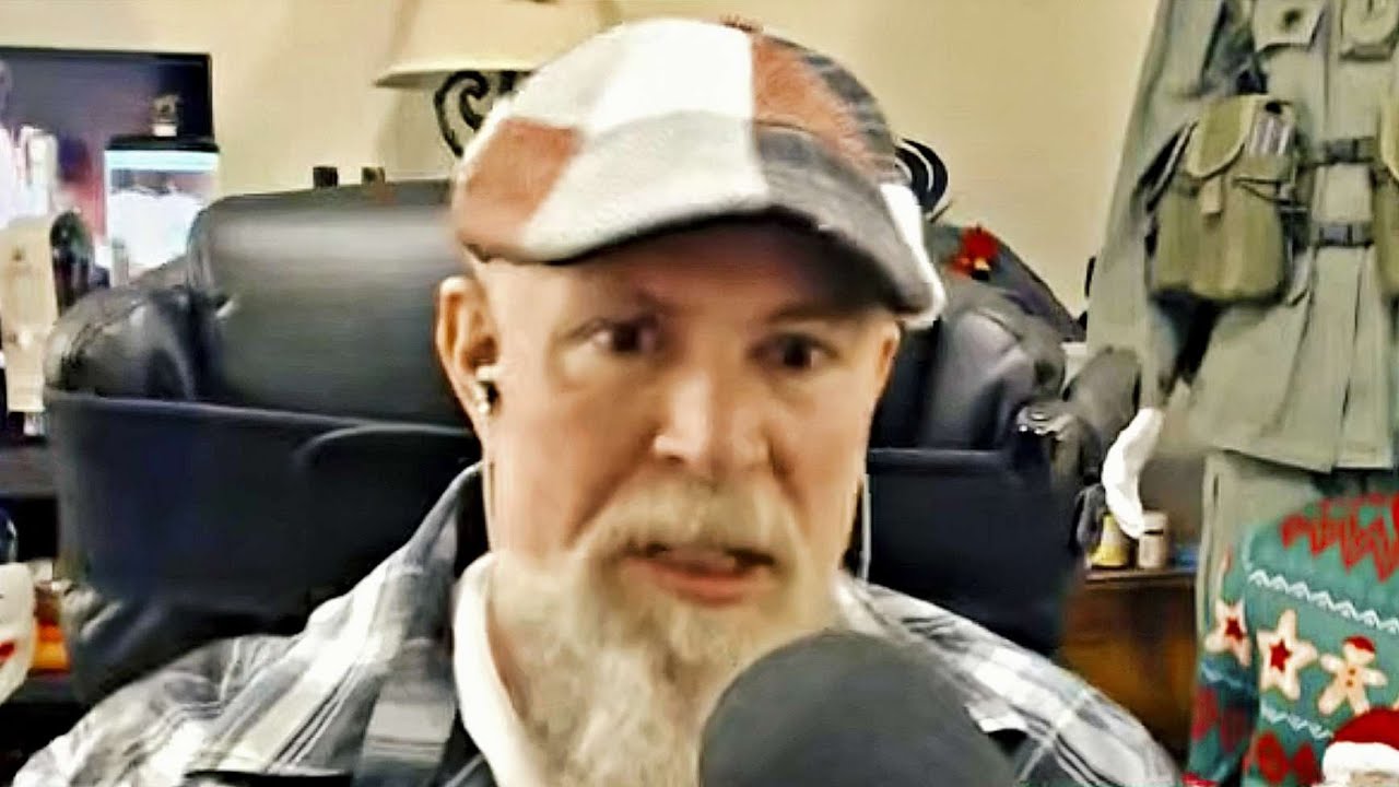 Глубокие размышления от альфа-самца-ветерана РеТодда: Чарли Кирк гей?