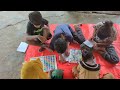 স্বপ্ন পাঠশালার ক্লাস। স্বপ্ন পাঠশালা একটি সুবিধা বঞ্চিত শিশুদের স্কুল। 