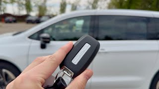 2027 Chrysler Pacifica Limited: Startup | Car Conversations 